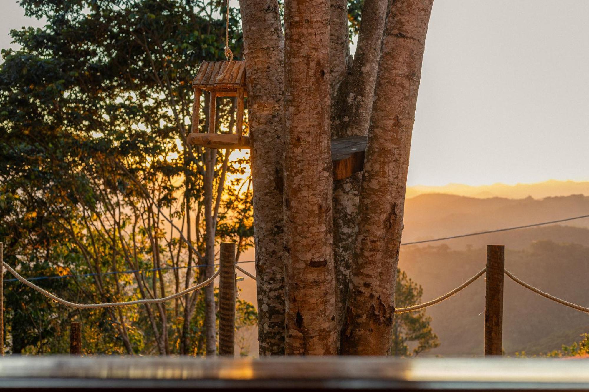 Chalé Chale Sunset Hills Em *